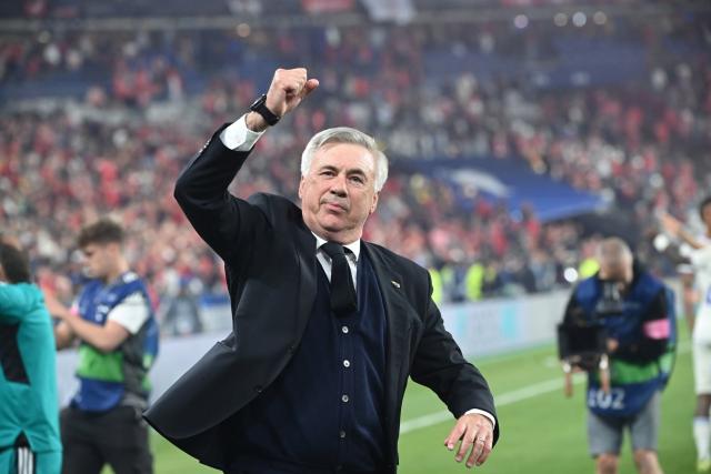 Ancelotti en az bir sezon daha Real'de kalabilir