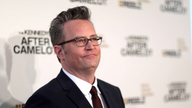 Friends dizisinin yıldızı aktör Matthew Perry hayatını kaybetti