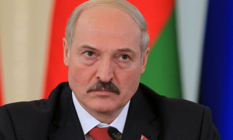 Lukashenko, Belarus'un Ukrayna ve Estonya büyükelçilerini görevden aldı