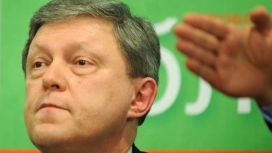 Putin, Ukrayna'da ateşkesi görüşmek üzere Yavlinsky ile görüştü