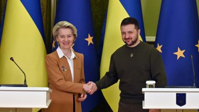 Avrupa Komisyonu Başkanı Ursula von der Leyen Kiev'e geldi