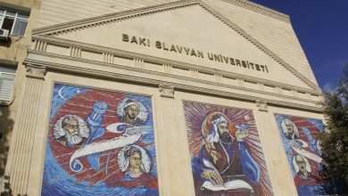 BSU'nun eski daire başkanı mahkeme salonunda tutuklandı