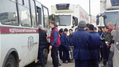 FSB ve İçişleri Bakanlığı görevlileri Balaşiha'daki bir caminin cemaatçilerini gözaltına aldı