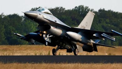 Hollanda, Ukrayna için Romanya'ya 5 F-16 gönderdi