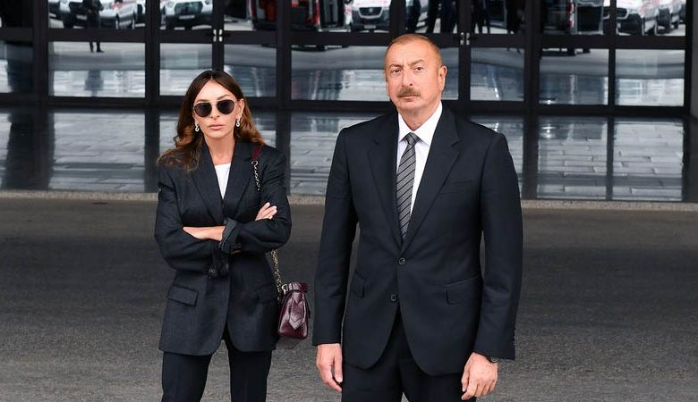 İlham Aliyev ve Mehriban Aliyeva Şuşa'ya gitti