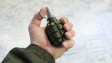 Kiev'de el bombasının patlaması sonucu iki kişi hayatını kaybetti