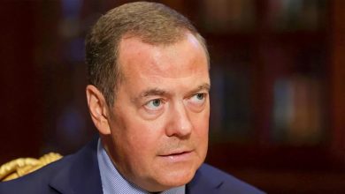 Medvedev Polonya'yı 'devletini kaybetmekle' tehdit etti, Varşova buna yanıt verdi