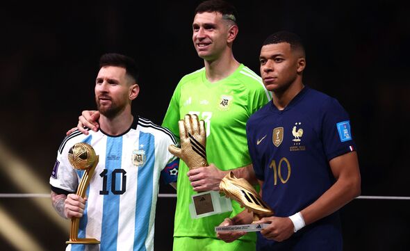 "Messi ve Ronaldo kariyerlerini tamamladığında Mbappe birçok Ballon d'Or kazanacak"