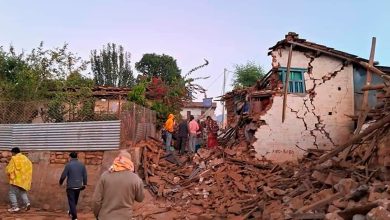 Nepal depreminde 128 kişi öldü