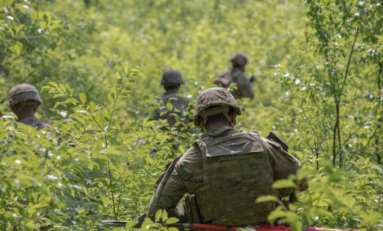 Polonya, Belarus sınırı yakınında yeni bir tank taburu kuruyor