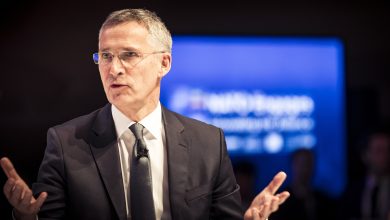 Stoltenberg: İran vekillerini kontrol altında tutmalı