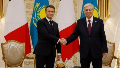 Tokayev, Macron'un Kazakistan ziyaretini "tarihi" olarak nitelendirdi