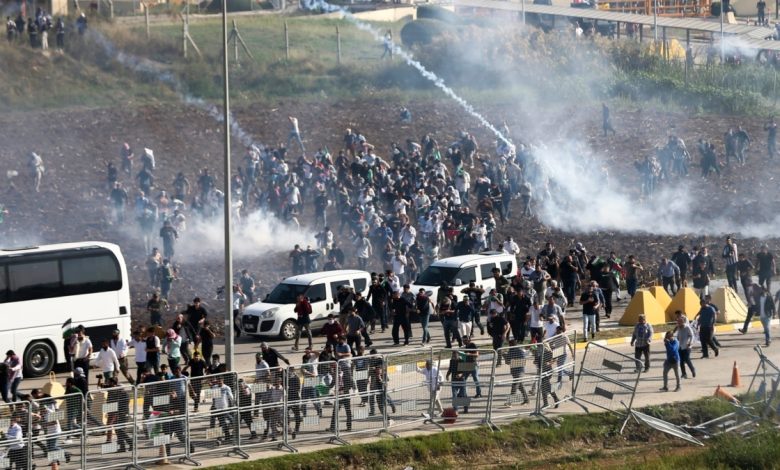 Türkiye'deki protestocular ABD hava üssüne girmeye çalıştı