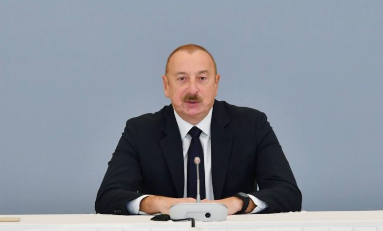 Aliyev ABD'yi Bakü-Tahran ilişkilerine müdahale ettiği için kınadı