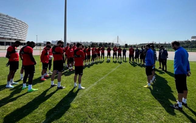 Araz-Nahçıvan'ın futbolcuları Haydar Aliyev'i andı