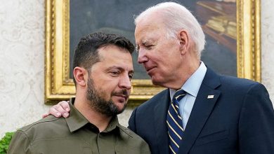 Biden, Zelensky ile düzenli diyalog halinde olduğunu söyledi