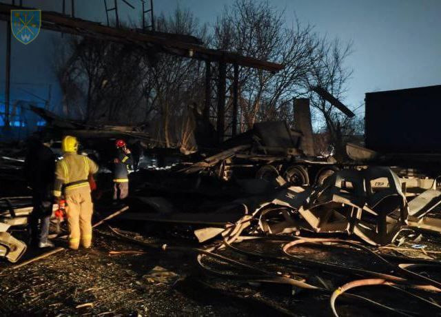 Kiev'e düzenlenen roket saldırısı sonucu 53 kişi yaralandı - VİDEO