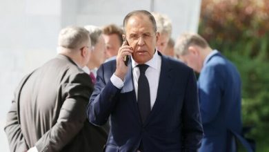 Lavrov iPhone'u reddetti