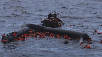 Libya açıklarında geminin batması sonucu 60'tan fazla göçmen hayatını kaybetti