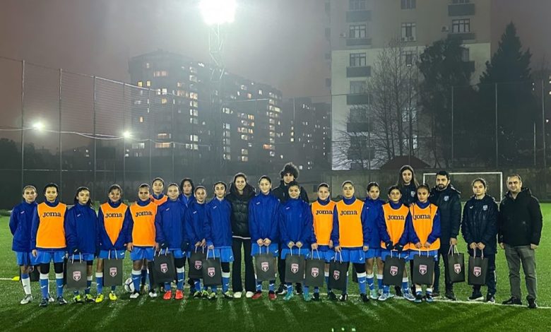 Milli Takımlarımız U-17 Sabah Takımıyla Buluştu - VİDEO