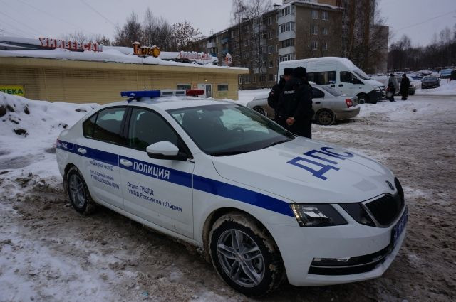 Rusya'da trafik polisi veri tabanı çöktü ve sürücü belgesi verilmesi askıya alındı