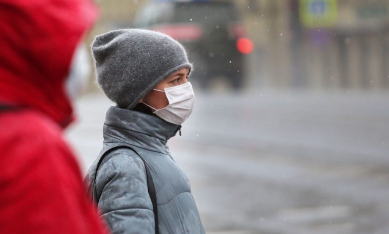 Saint-Petersburg'da kitlesel etkinliklerde maske rejimi tanıtıldı