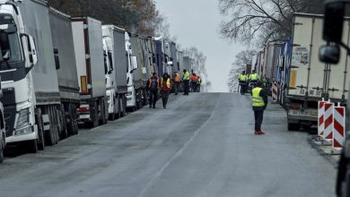 Slovakya-Ukrayna sınırında abluka devam ediyor