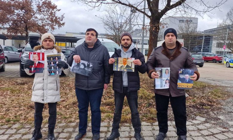 Almanya'daki siyasi göçmenler Azerbaycan'daki tutuklamaları protesto etti