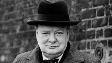 Churchill'in 2. Dünya Savaşı'ndan kalma takma dişleri satışa çıktı