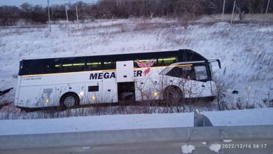 Kazakistan'da otoyolda arızalı otobüsten 55 Özbek vatandaşı tahliye edildi