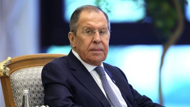 Lavrov: “SSCB halkları” Nazilerden Yahudiler kadar acı çekti