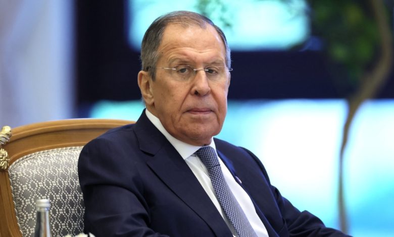 Lavrov: “SSCB halkları” Nazilerden Yahudiler kadar acı çekti