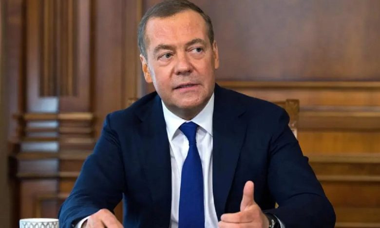 Medvedev: Ukrayna ile müzakereler mümkün