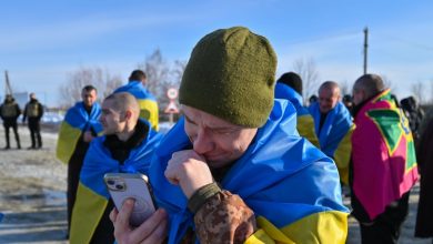 Moskova ve Kiev, Il-76 kazasından bu yana ilk kez mahkum değişiminde bulundu