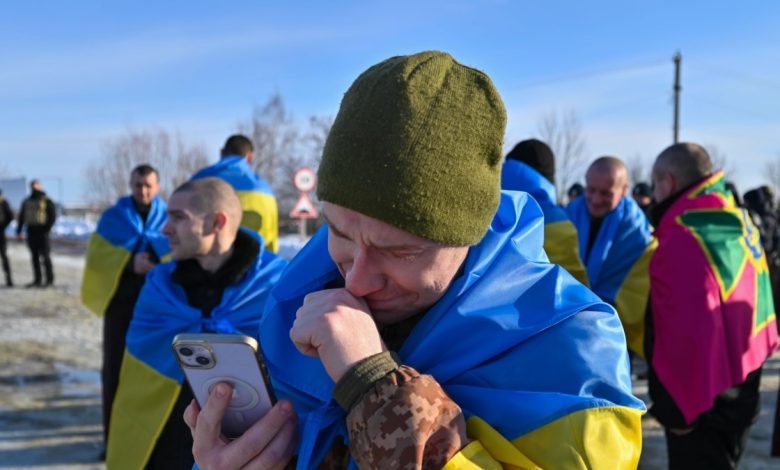 Moskova ve Kiev, Il-76 kazasından bu yana ilk kez mahkum değişiminde bulundu