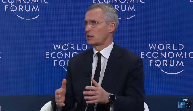 Stoltenberg: Putin Ukrayna'da başarılı oldukça Pekin'in güç kullanma olasılığı artacak