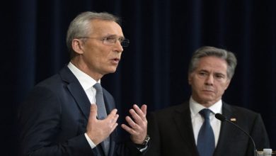 Stoltenberg, Ukrayna'ya mali yardım konusunda Trump'ın müttefikleriyle görüşecek