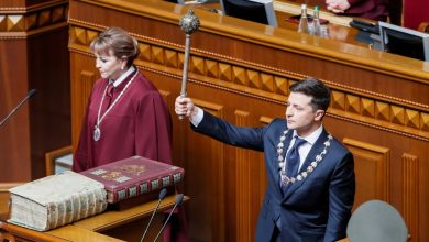 Zelensky, Rusya'da "tarihsel olarak Ukraynalıların yaşadığı" topraklara ilişkin kararnameyi imzaladı