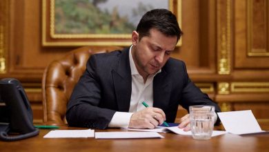 Zelensky, tarihsel olarak Ukraynalıların yaşadığı Rus topraklarına ilişkin bir kararname imzaladı