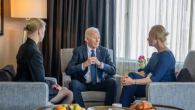 Biden, Navalny'nin dul eşi ve kızlarıyla görüştü