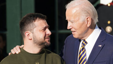 Biden, Zelensky'ye seslendi: "Ukrayna'yı desteklemek demokrasiyi ve özgürlüğü desteklemektir"