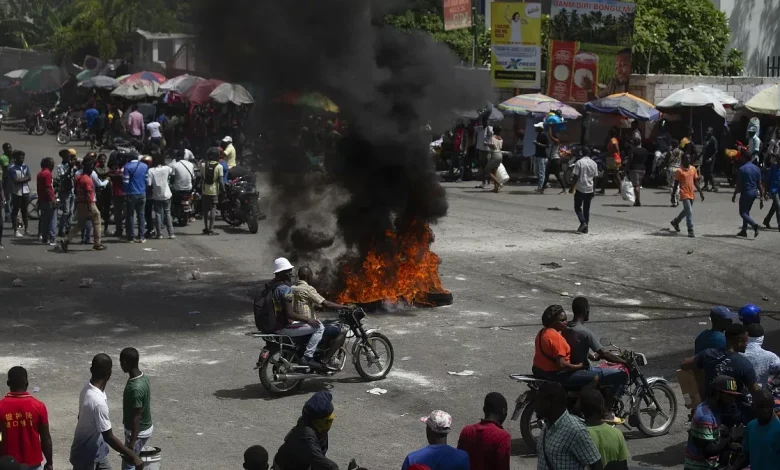 Haiti'de başbakana karşı düzenlenen protestolarda 10 kişi hayatını kaybetti