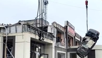 Rus yetkililer Lisichansk bombardımanında 15 kişinin öldüğünü duyurdu