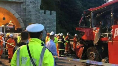 Çin'de otobüs tünel duvarına çarptı: 14 kişi öldü, 37 kişi yaralandı