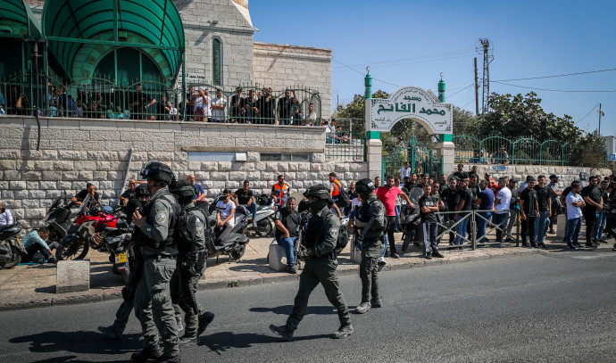 İsrail polisi doğu Kudüs'te yasadışı Filistinlileri tutukladı - İsrail Haberleri