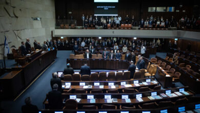 İsrailli siyasi partiler Knesset'in bahar tatilini iptal etme çağrısında bulundu - Israel Politics