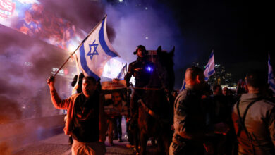 İsrailliler Tel Aviv ve Caesarea'da rehine anlaşmasını protesto etti - İsrail Haberleri