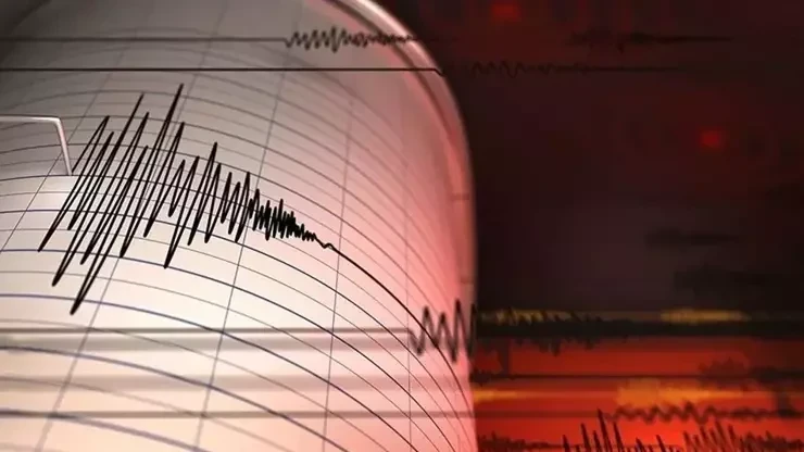 İstanbul'da deprem oldu