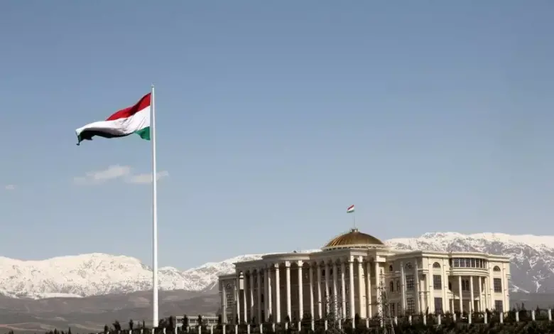 Tacikistan Dışişleri Bakanlığı, ülke vatandaşlarının Moskova'daki terör saldırısına katılımına ilişkin bilgilerin sahte olduğunu söyledi