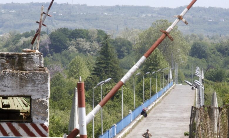 60 STK: Yabancı Ajanlar Kanunu ayrım çizgisi yakınında yaşayanlara zarar verecek